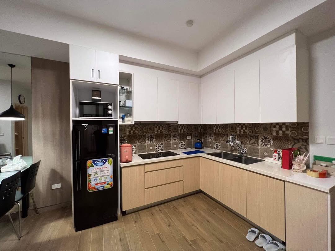 Bán căn hộ 53m , 2 phòng ngủ 1 vệ sinh tòa westbay C 2