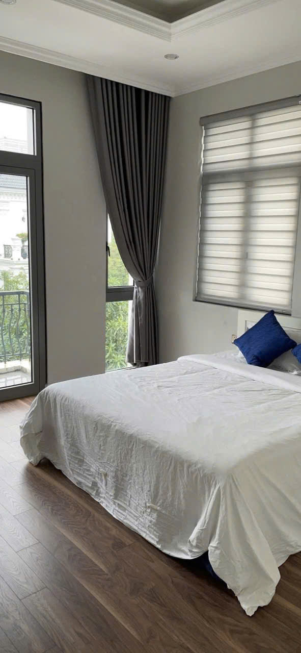 Biệt thự đơn lập 4 phòng ngủ, full nội thất đẹp bên khu Harmony Vinhomes Riverside cho thuê 9