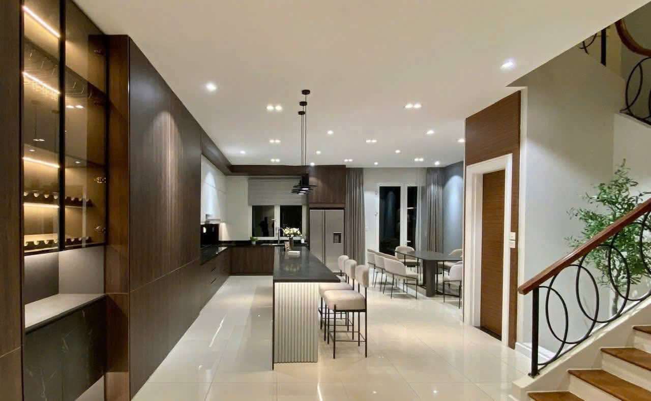 BIỆT THỰ VIEW SÔNG 3 PHÒNG NGỦ, FULL ĐỒ BÊN VINHOMES RIVERSIDE GIA LÂM CHO THUÊ 4