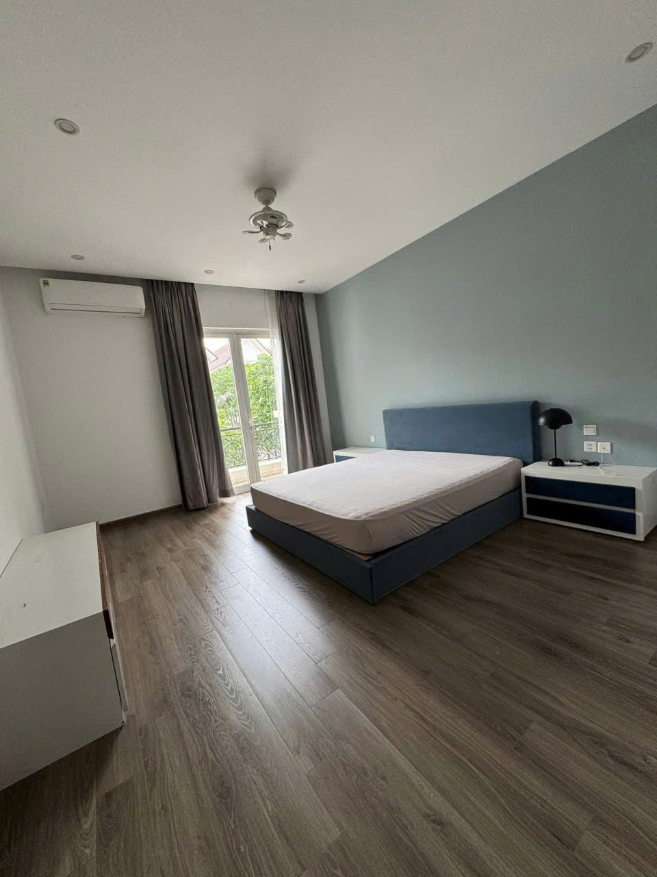 BIỆT THỰ VIEW SÔNG 3 PHÒNG NGỦ, FULL ĐỒ BÊN VINHOMES RIVERSIDE GIA LÂM CHO THUÊ 8