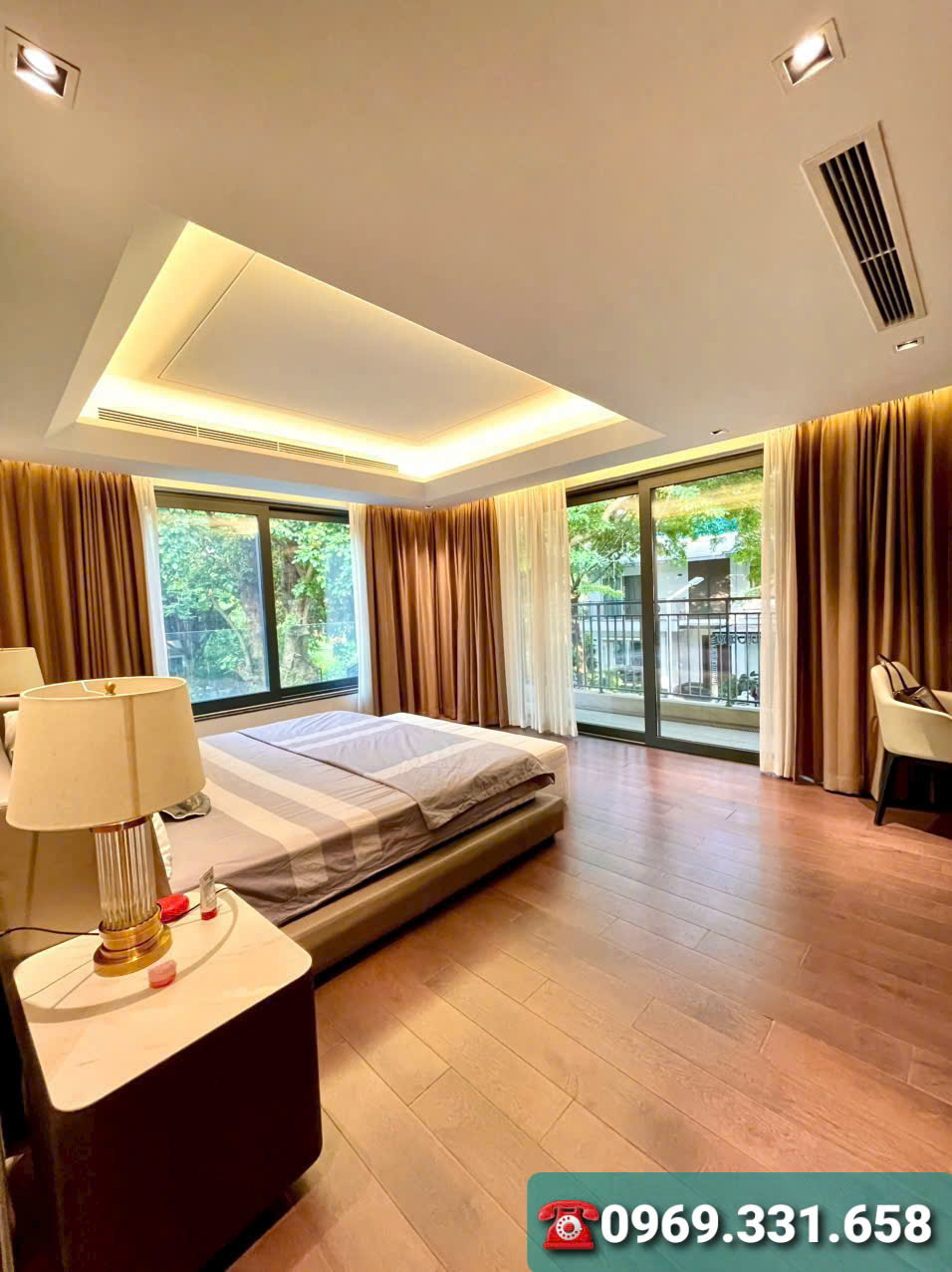 Cần bán căn Biệt Thự Góc,full nội thất cao cấp bên Mimosa Ecopark 8