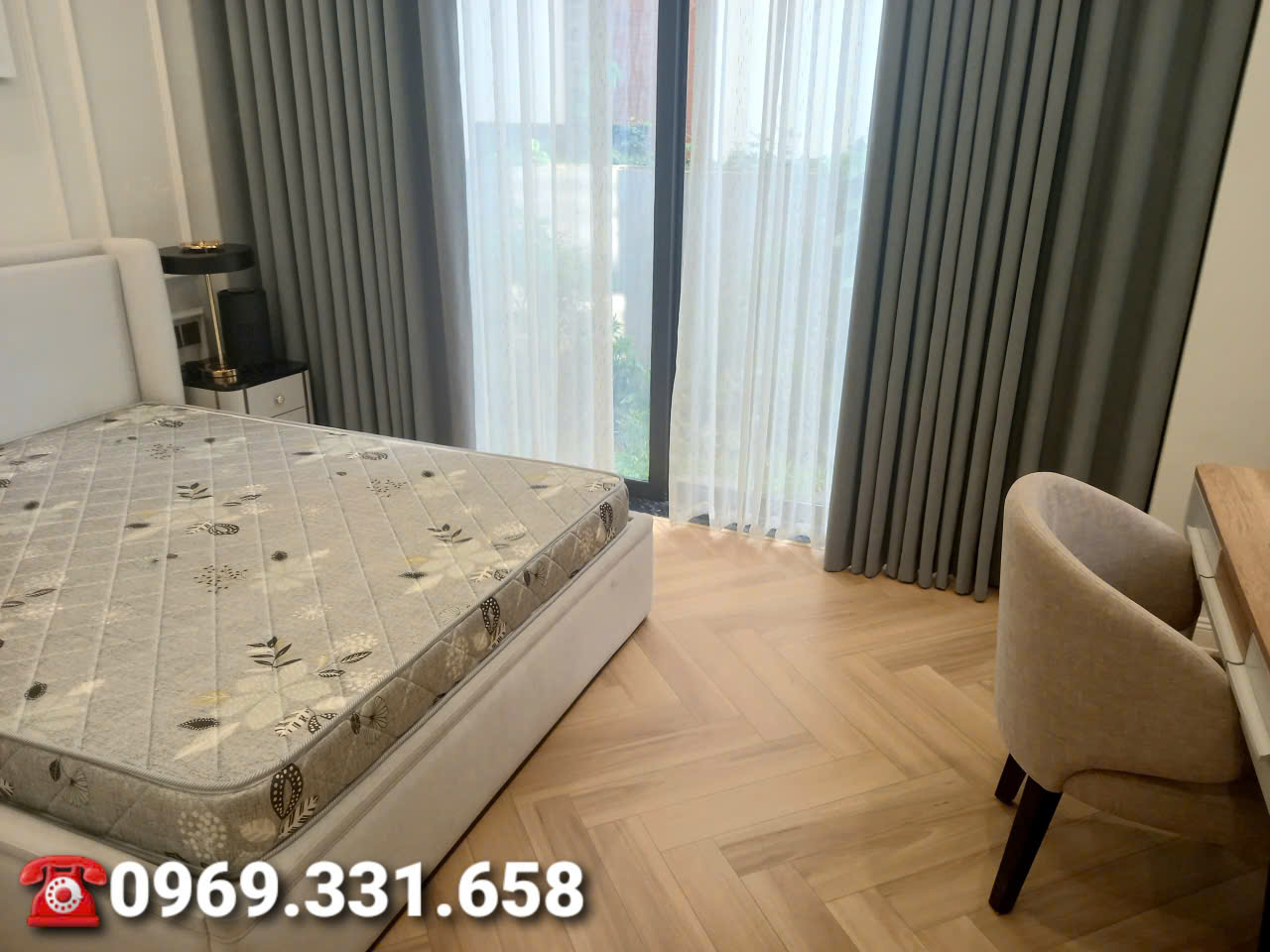 Căn Biệt Thự 300m2, 6 phòng ngủ,đầy đủ đồ đẹp bên khu BT Đảo Ecopark cần cho thuê 5