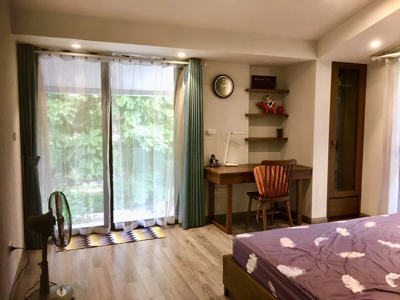 Căn Biệt thự song lập 165m2,3 phòng ngủ,đủ đồ đẹp bên Vườn Tùng Ecopark cho thuê 12