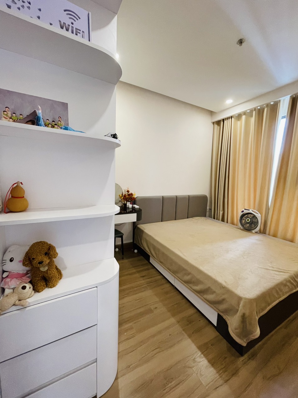 Căn hộ 3 phòng ngủ đủ nội thất giá 10 triêu tại S3 Sky Oasis 5