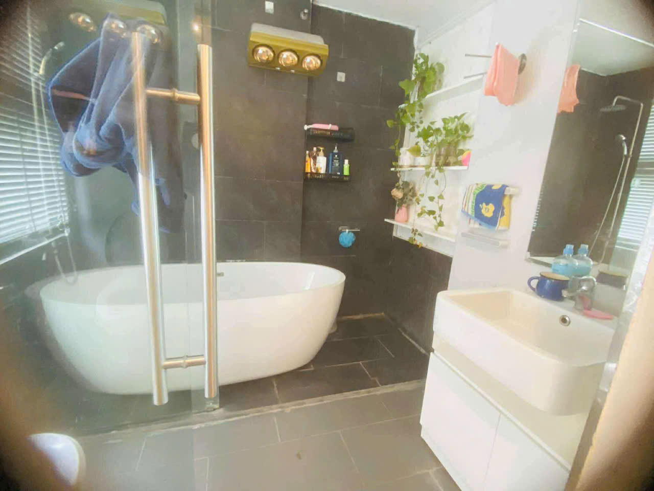 Căn hộ 3 phòng ngủ tầng trung tại tòa Sky 3 Aquabay cho thuê 5