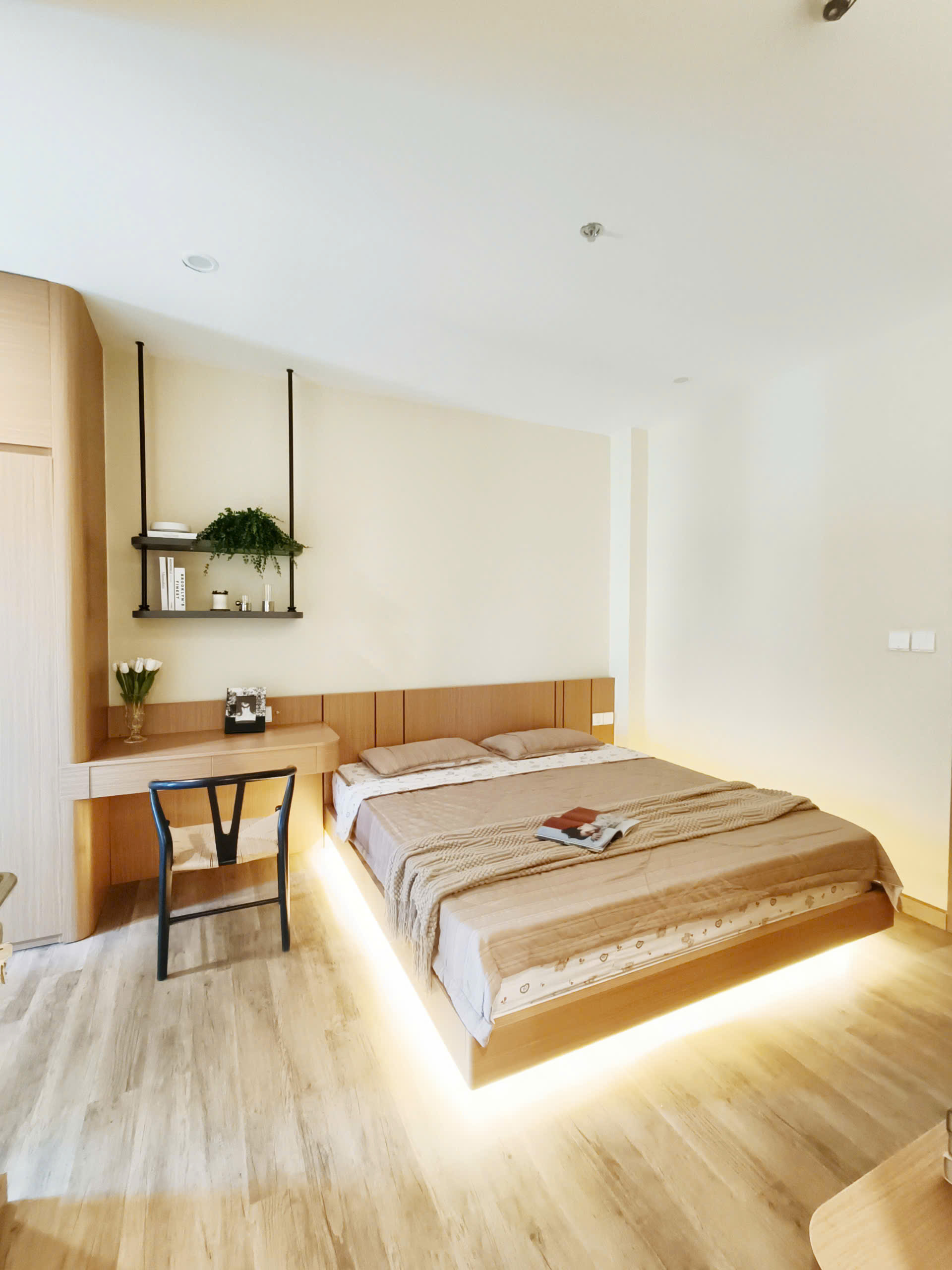 căn hộ 67m2, 2 phòng ngủ, đủ đồ bên tòa R3 onsen Ecopark cần cho thuê 5