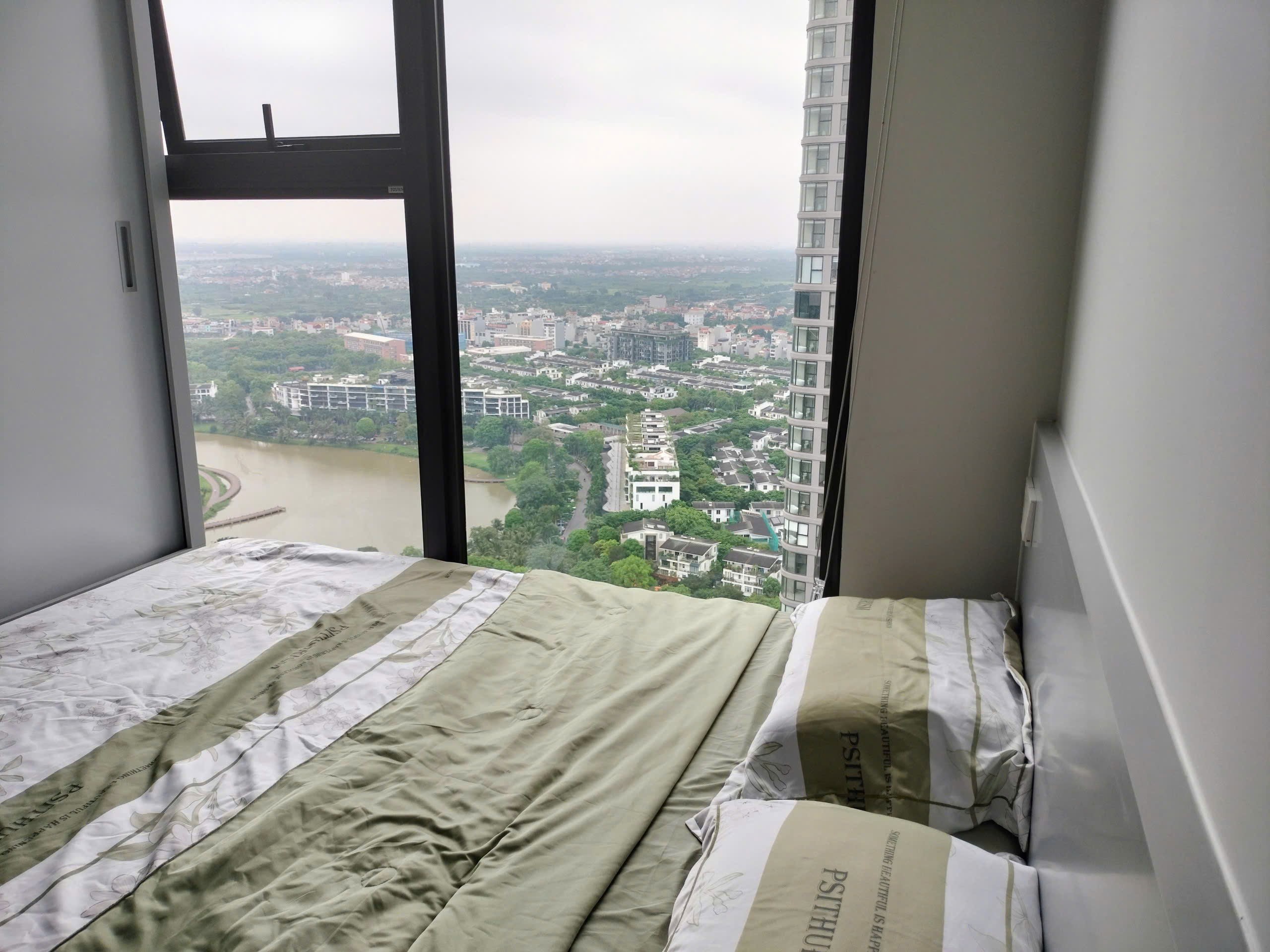 căn hộ 68m2,2 phòng ngủ đủ đồ, view hồ thiên Nga tòa R2 Onsen Ecopaek cho thuê 7