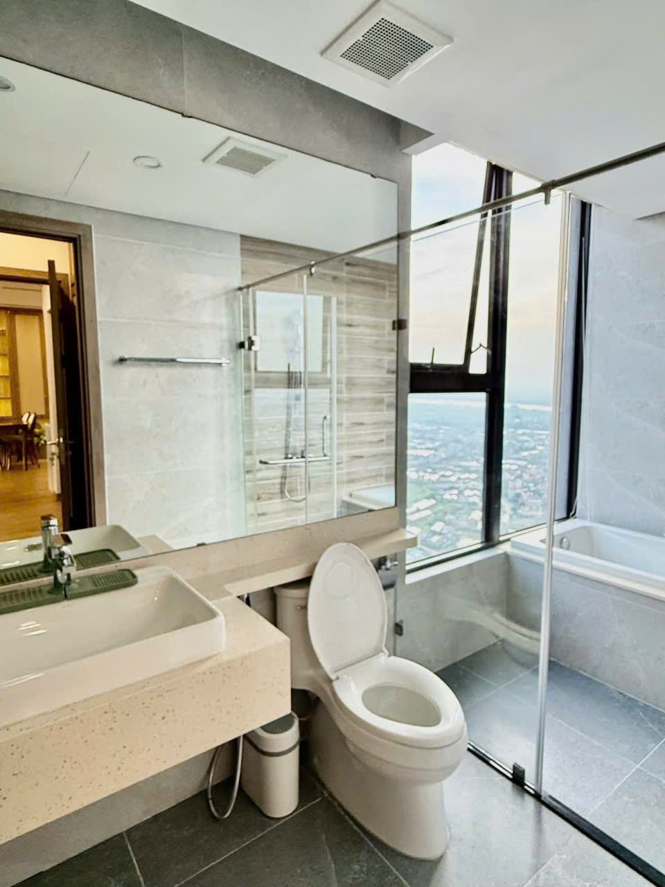 Căn hộ 78m2,2 phòng ngủ, đầy đủ đồ tòa Solforest Ecopark cần bán 5