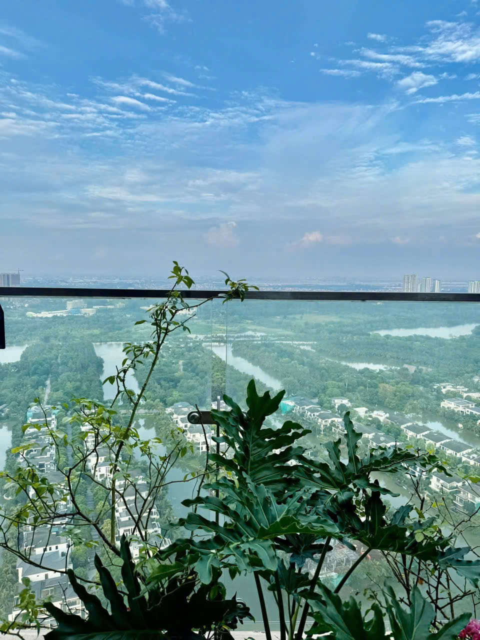 Căn hộ 78m2,2 phòng ngủ, đầy đủ đồ tòa Solforest Ecopark cần bán 6