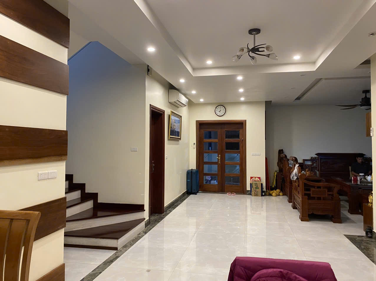 Chính chủ gửi bán căn BTĐL 327m2,full đồ bên khu Vườn Mai Ecopark 3