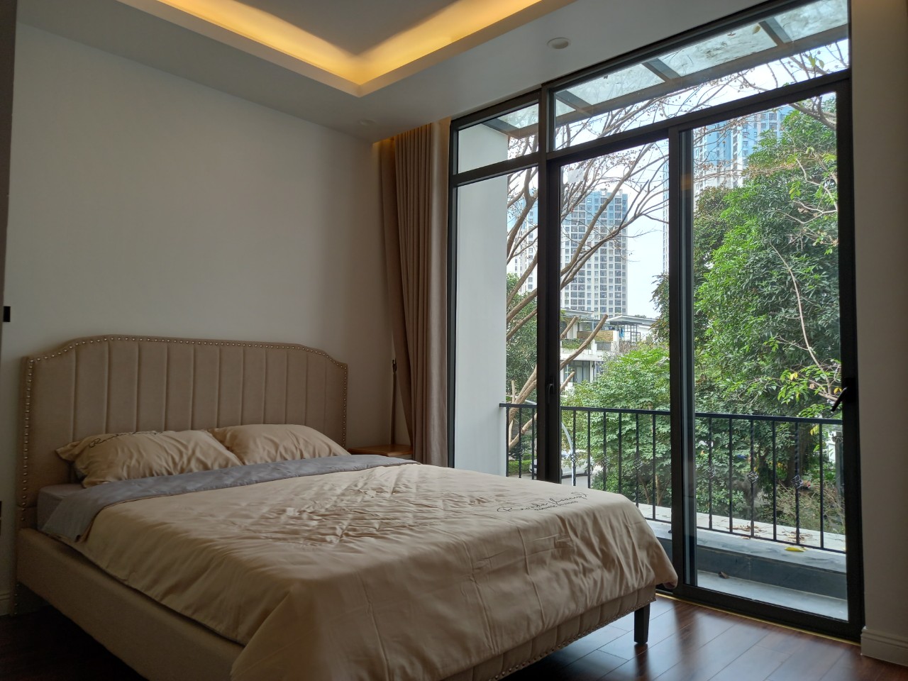 Cho thuê biệt thự đẹp hiện đại tại Marina , 5 phòng ngủ đầy đủ nội thất 15