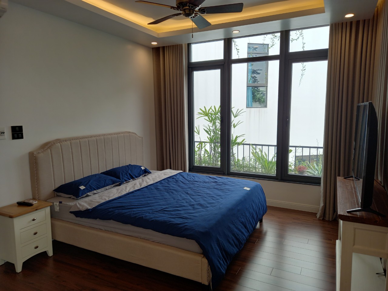 Cho thuê biệt thự đẹp hiện đại tại Marina , 5 phòng ngủ đầy đủ nội thất 8