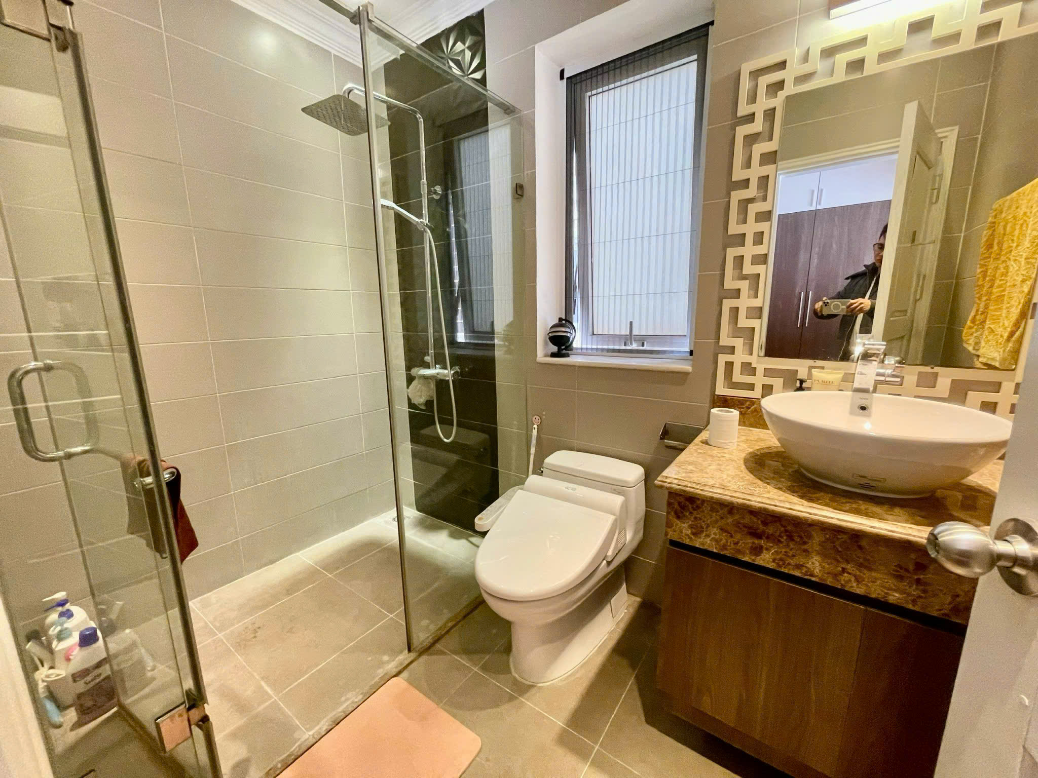 Cho thuê căn BTSL 4 phòng ngủ, đầy đủ đồ bên khu Anh Đào Vinhomes Riverside Long biên 13