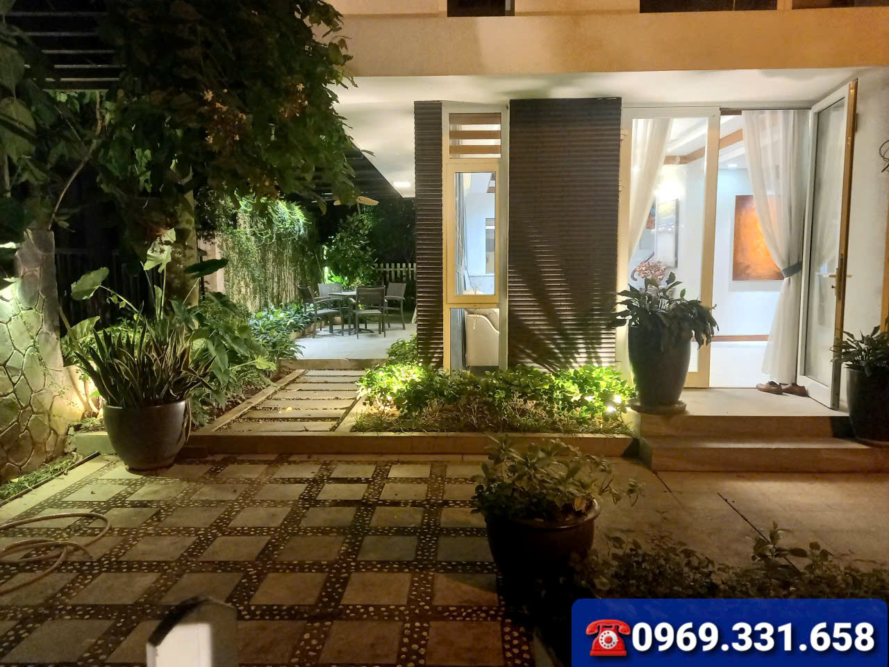 Cho thuê căn BTSL sân vườn, 3 phòng ngủ, đủ đồ đẹp bên Vườn tùng Ecopark 14