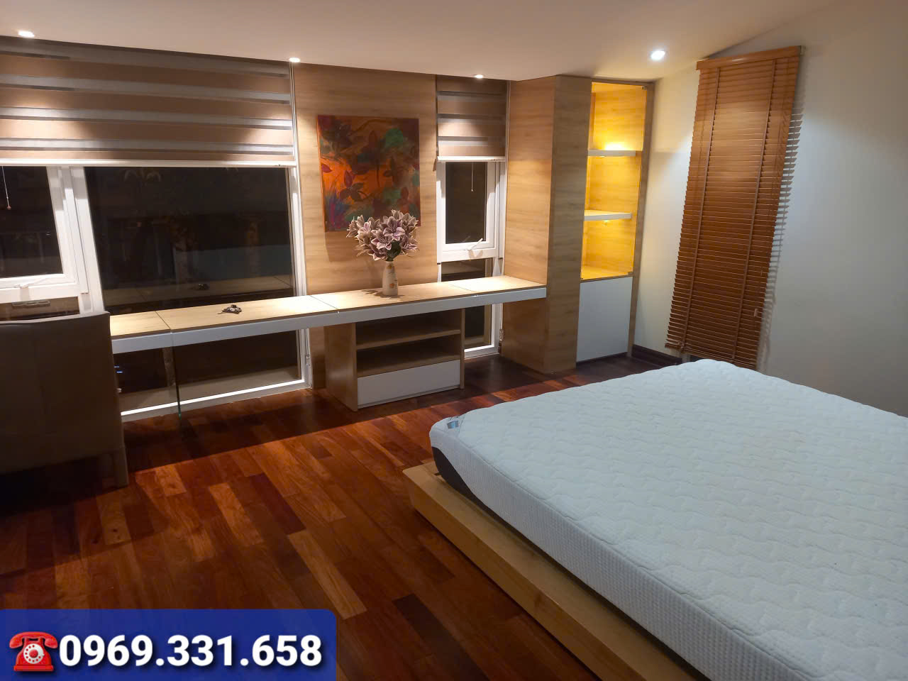 Cho thuê căn BTSL sân vườn, 3 phòng ngủ, đủ đồ đẹp bên Vườn tùng Ecopark 6
