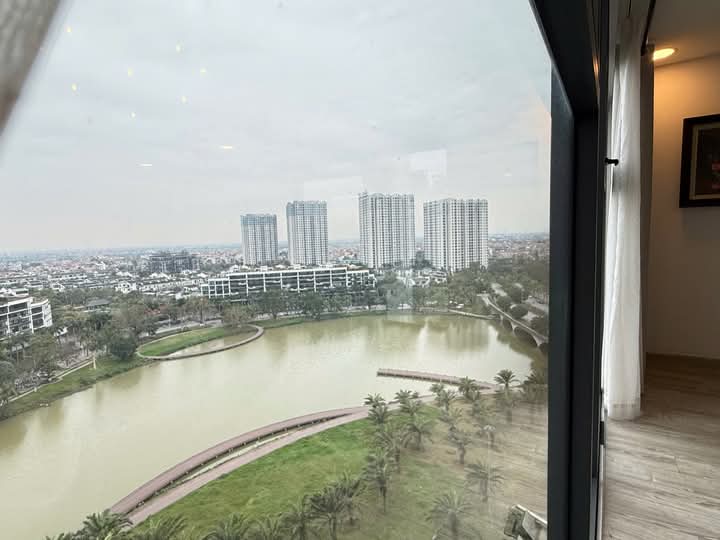 Cho thuê căn hộ 163m 3 phòng ngủ 3 vệ sinh tại tòa lake 4