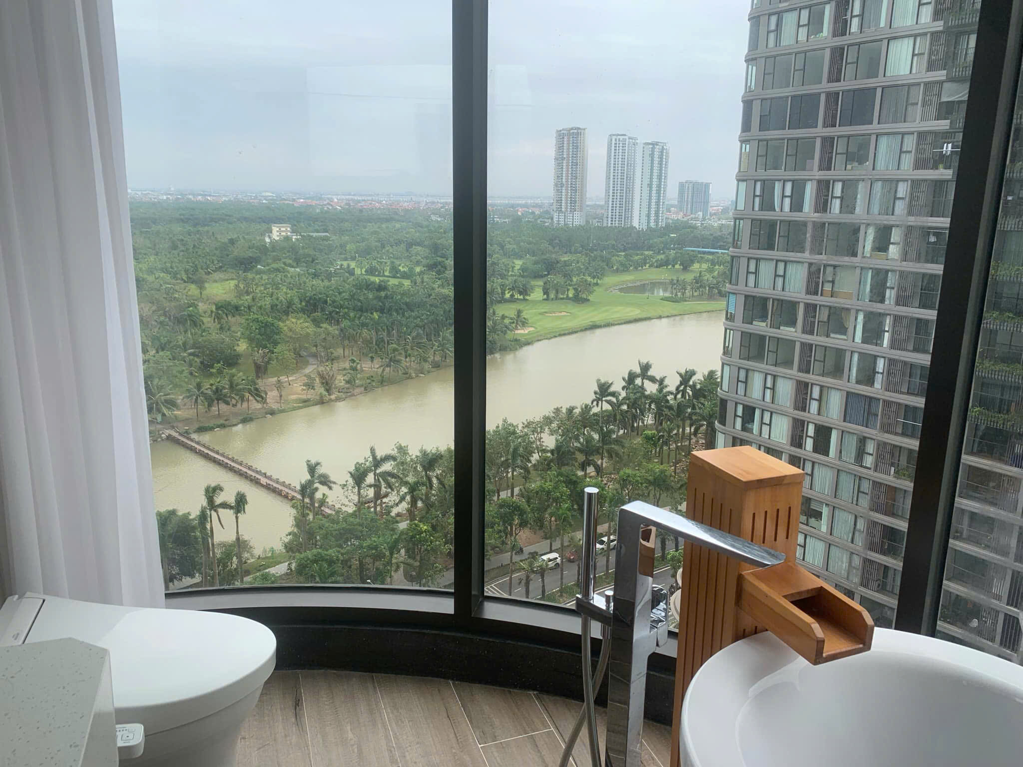 Cho thuê căn hộ 3 phòng ngủ phong cách Nhật tại Landmark 8