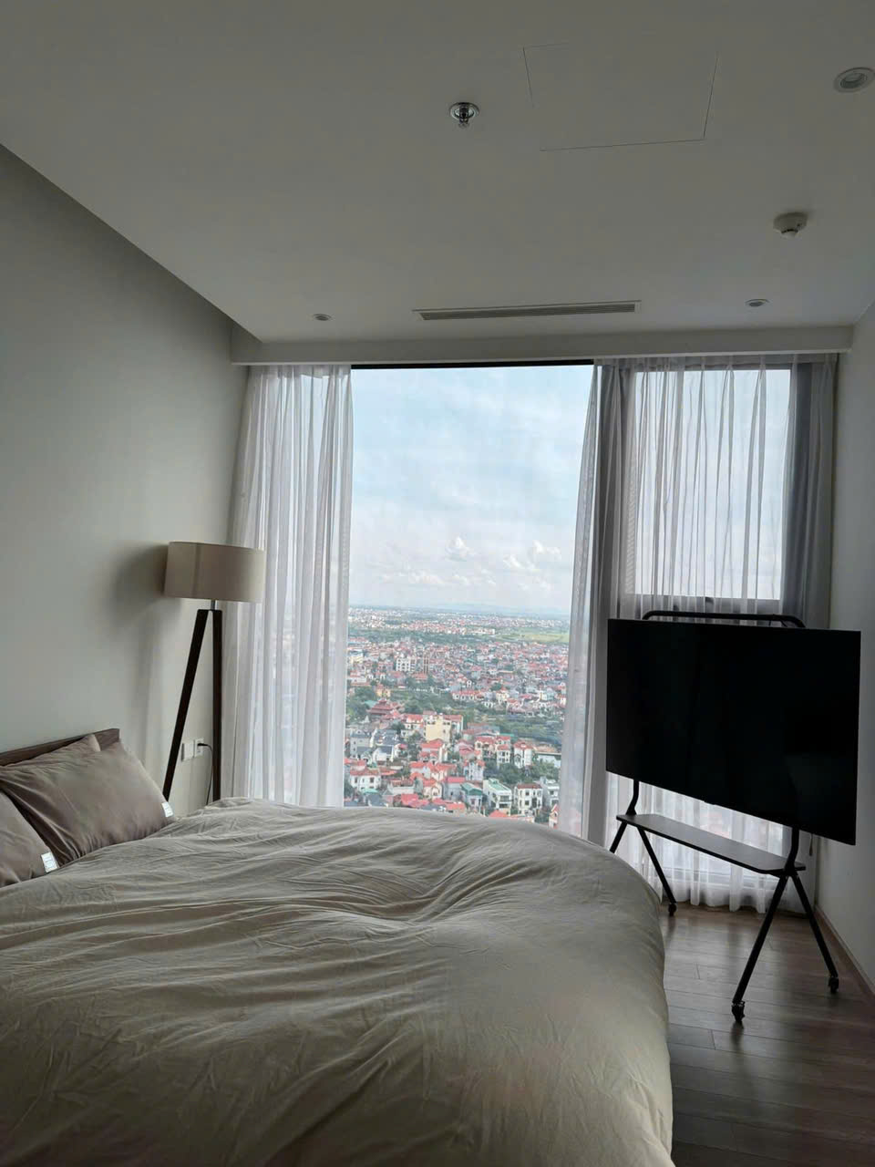 Cho thuê căn hộ đầy đủ đồ tại tòa L1 Landmark giá 17 triệu 5