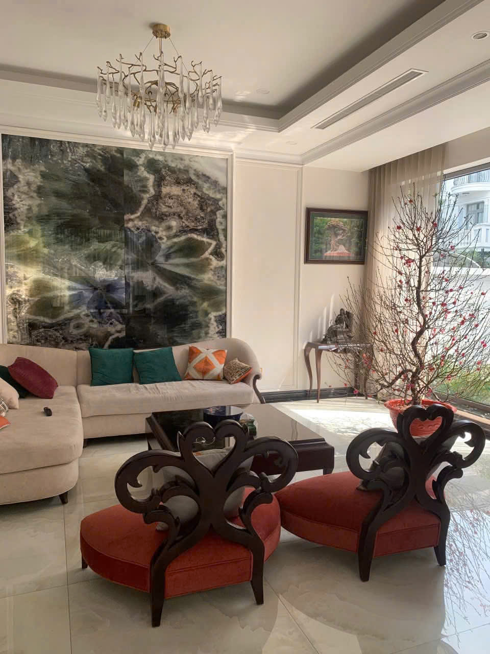 Biệt thự song lập Vinhomes Riverside 200m2, 5 phòng ngủ,đủ đồ cần cho thuê