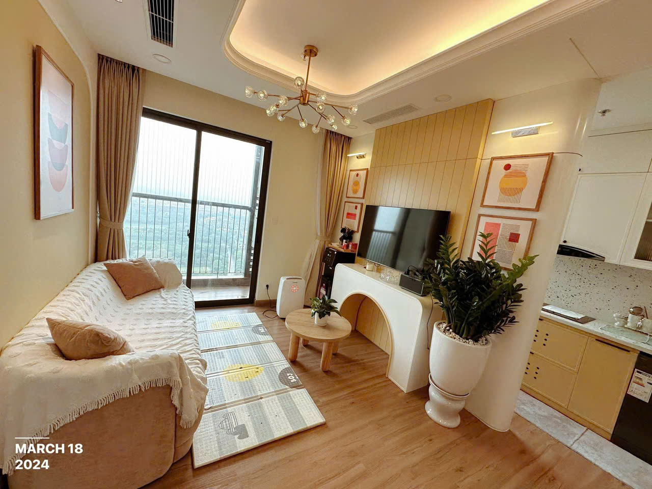 Căn hộ giá tốt  84m2, 3 phòng ngủ,đủ đồ bên tòa Sky oasis Ecopark cho thuê.