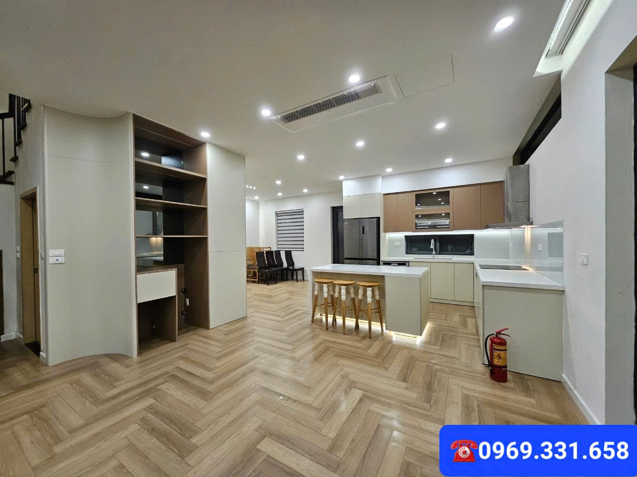 Chính chủ bán Biệt thự song lập Park River Ecopark 252m2, 4PN, Full nội thất mới 100%