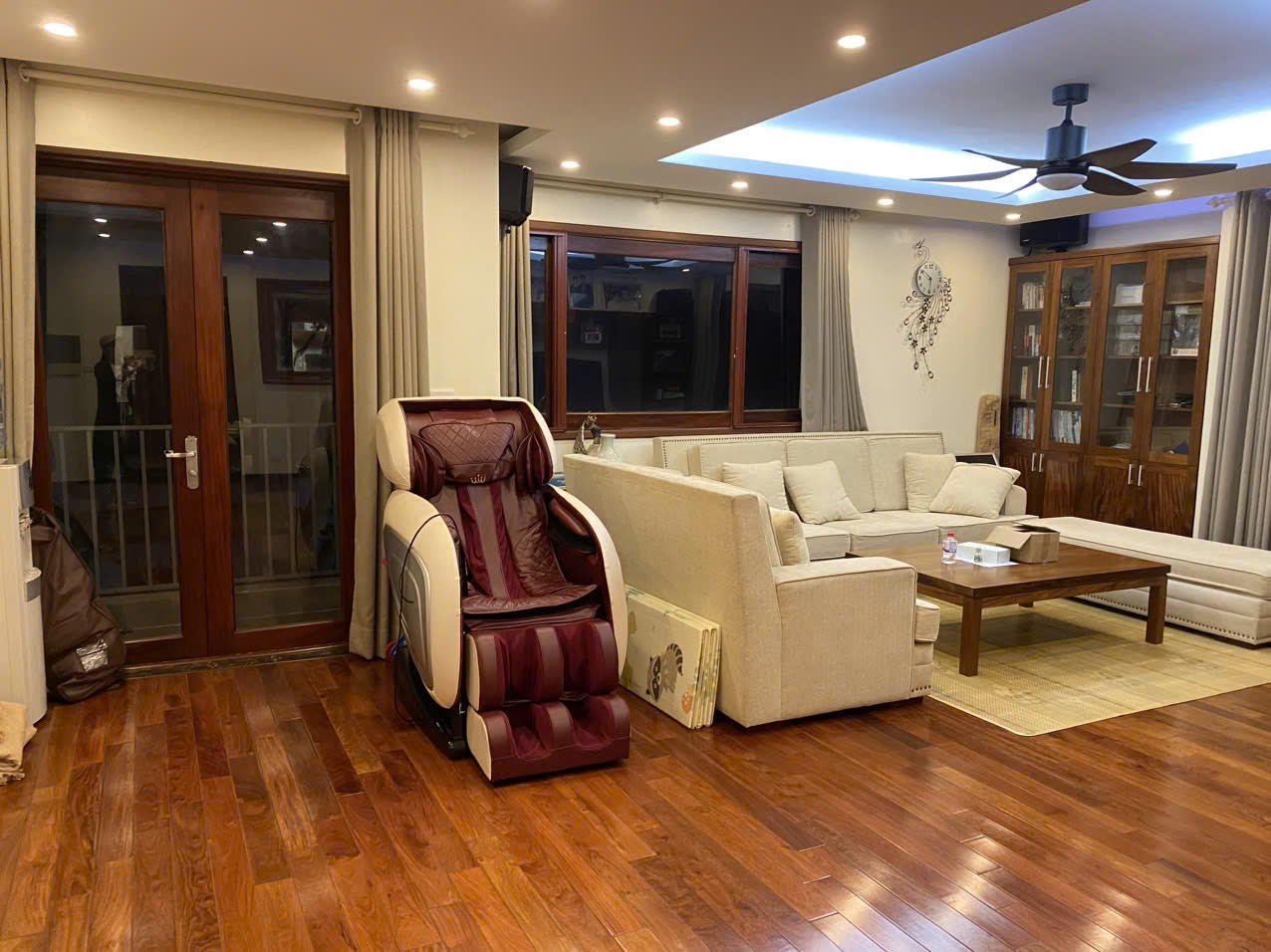 Chính chủ gửi bán căn BTĐL 327m2,full đồ bên khu Vườn Mai Ecopark