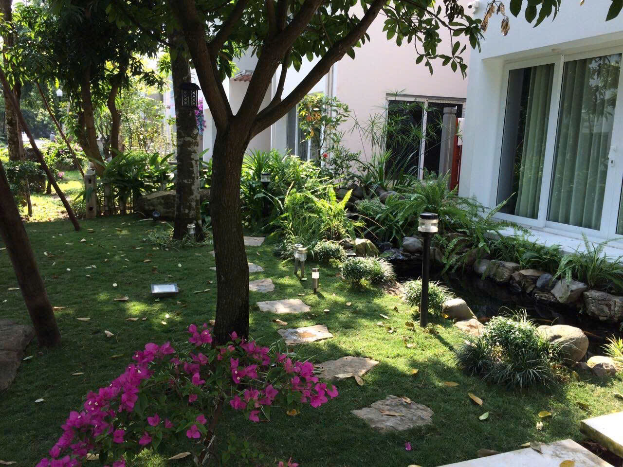 [CHO THUÊ] BIỆT THỰ ĐƠN LẬP VƯỜN MAI ECOPARK – 4 PHÒNG NGỦ – FULL ĐỒ ĐẸP