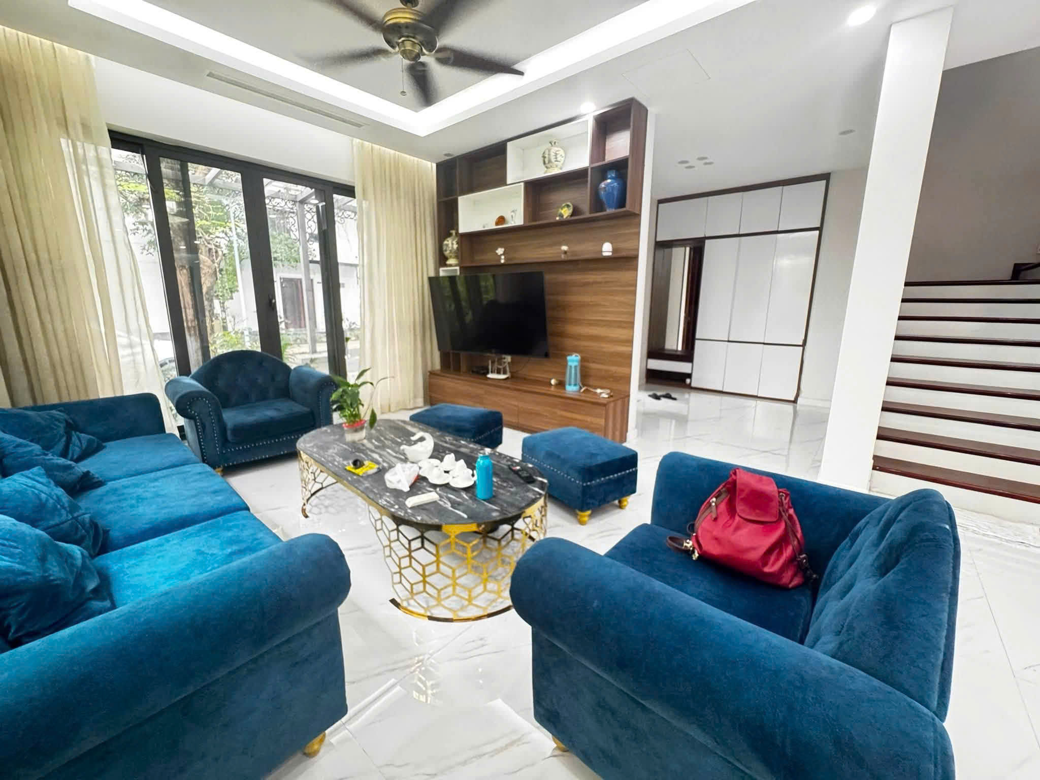 Cho Thuê Biệt Thự Song Lập Mimosa Ecopark 189m2 - 5 Phòng Ngủ, Full Nội Thất