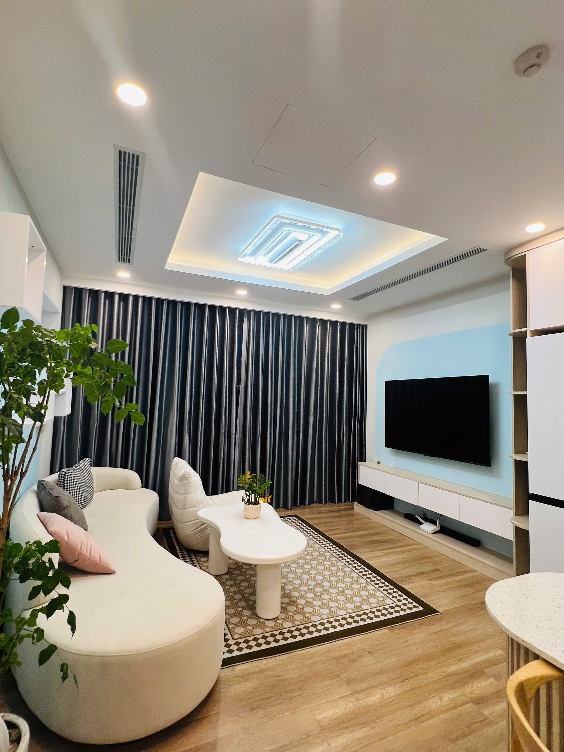 CHO THUÊ CĂN HỘ 3 PHÒNG NGỦ CAO CẤP TẠI THE LANDMARK ONSEN - VIEW SÂN GOLF ĐỈNH CAO - GIÁ CHỈ 15 TRIỆU!