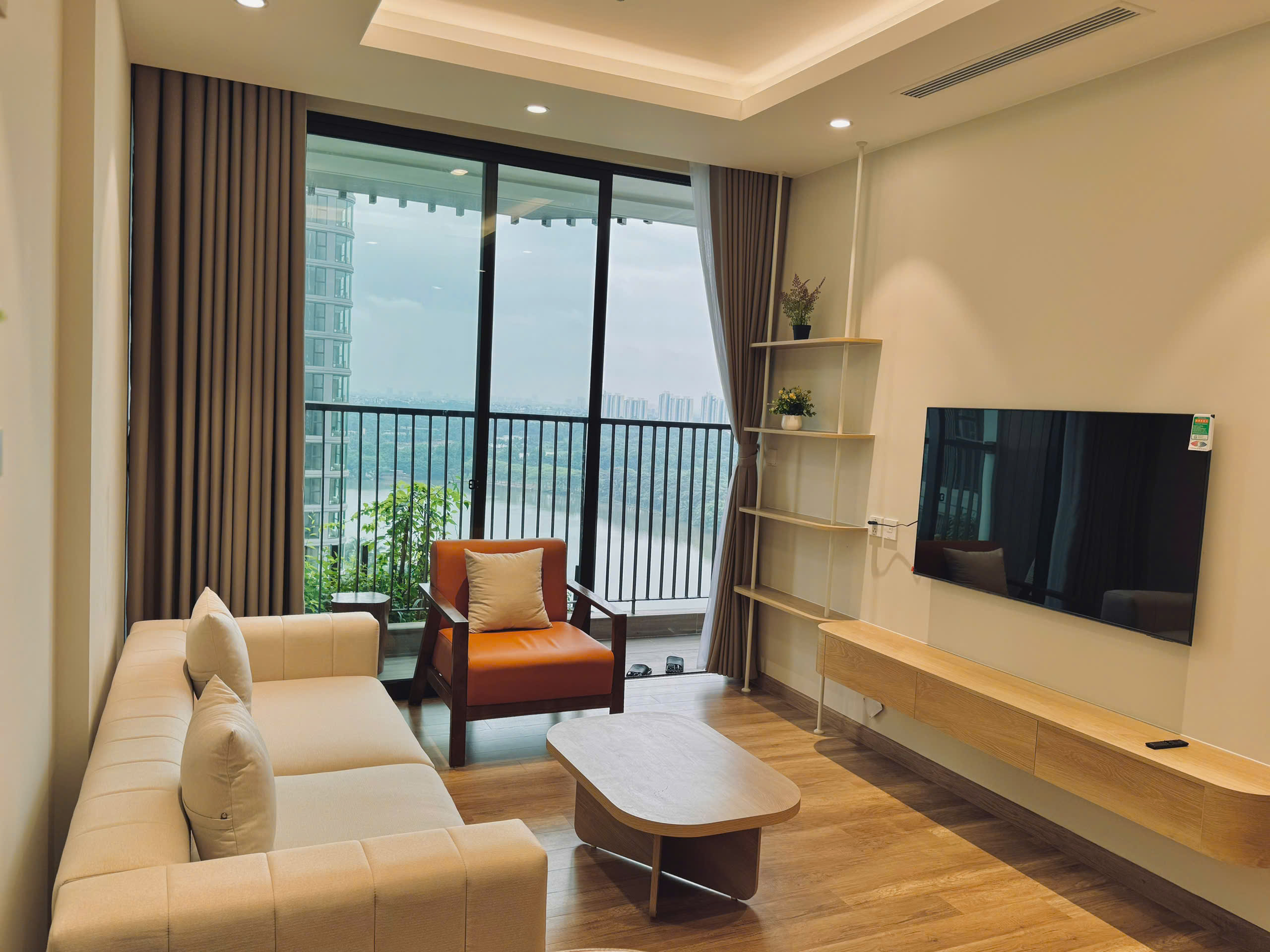 CHO THUÊ CĂN HỘ CAO CẤP 2 PHÒNG NGỦ, FULL NỘI THẤT TẠI TÒA L2 THE LANDMARK ECOPARK