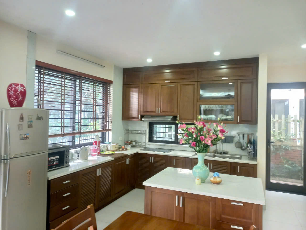 CHO THUÊ GẤP BIỆT THỰ SONG LẬP 5 PN FULL ĐỒ  TẠI PARK RIVER ECOPARK – GIÁ CỰC TỐT!