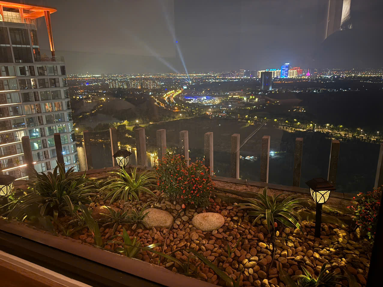 [CHO THUÊ] TUYỆT TÁC VIEW HỒ THIÊN NGA – CĂN HỘ 2PN TẦNG CAO TẠI L1 LANDMARK ECOPARK